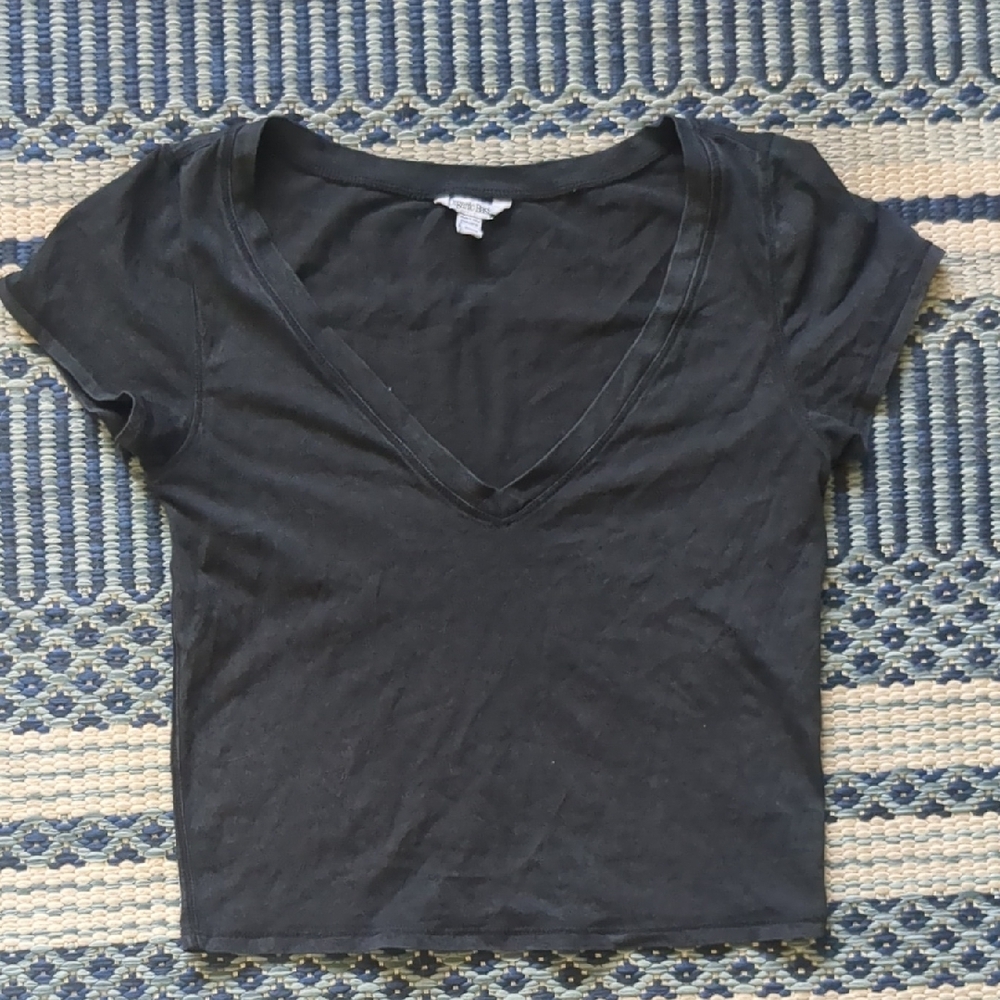 Universal Basics Black V-Neck Women's Top